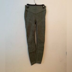 Bo+tee Olive Green Women's Leggings
